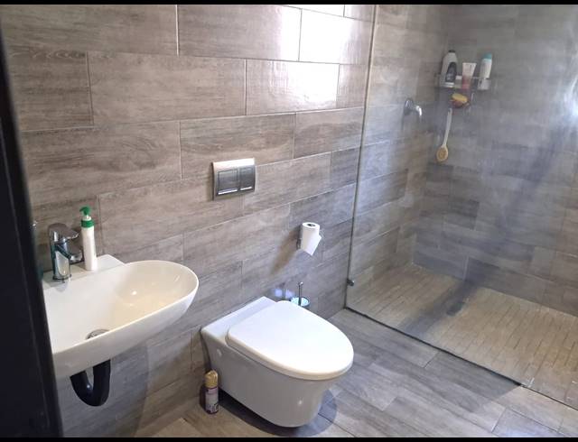 3 BEDROOM HOUSE FOR SALE IN BLUFF
